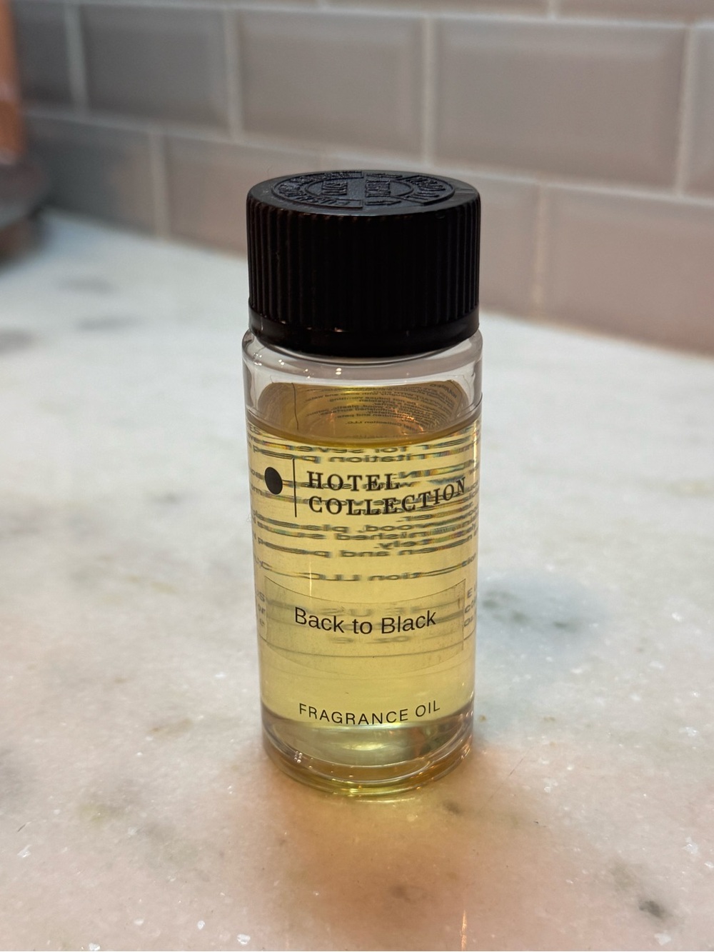 Hotel Collection Back to Black Fragrance Oil